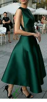 Glam Green Dress With Black Accessories Elegant Dresses Classy Dress Dresses