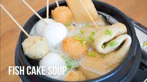 I have prepared the soup for people with shellfish allergies; Korean Fish Cake Soup Recipe Oemuk Guk Youtube
