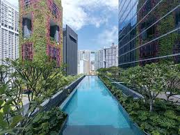 It is located in both northern and eastern hemispheres of the earth. Hotel In Singapur Sofitel Singapore City Centre All