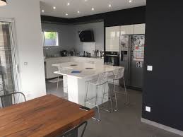Modele Blanc Brillant Plan De Travail Quartz Blanc Sans Poignee Plan De Travail Quartz Plan De Travail Et Quartz Blanc