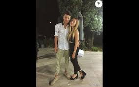 Simon castaldi told internet users of his condition, while he is in the grip to severe pain caused by his wisdom teeth.benjamin castaldi's son explained that he is experiencing very difficult symptoms.it inflames my whole neck, i'm stuck in my back, i have a fever. Simon Castaldi Est En Couple Avec Une Certaine Johanna Purepeople