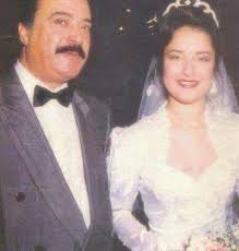سيناء او ساي كما ينادونها حفيدة الاميرة فوزية يوم زفافها مع والدها الممثل يوسف شعبان egyptian actress egyptian beauty egyptian movies