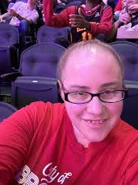 Erin Beighley's Instagram, Twitter & Facebook