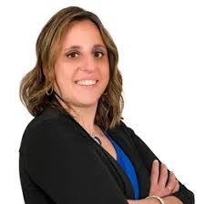 Cari Knapp's Instagram, Twitter & Facebook