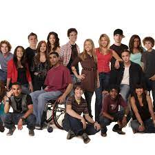 It's been 13 years since the first season of degrassi aired. Where Is The Cast Of Degrassi Now Popsugar Entertainment
