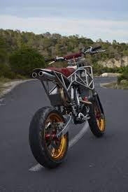 Sound And Fury Yamaha Wr450 Skeleton V2 By Le Motographe Custom Bikes Supermoto Cool Bikes