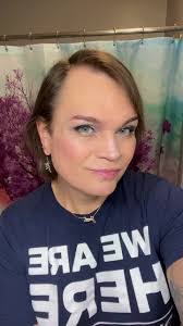 Amanda Dries's Instagram, Twitter & Facebook