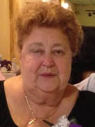 Mary Everett's Instagram, Twitter & Facebook