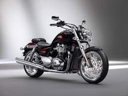 Преимущества модели Triumph Thunder bird S.E. 2010 перед конкурентами