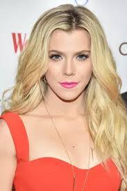 Chelsea Bratton's Instagram, Twitter & Facebook