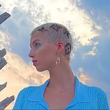 Cassandra Lott's Instagram, Twitter & Facebook