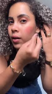 Que linda, Michelly! 🌷 Use e abuse da sua make multifuncional 😍, Ficamos  felizes por aqui! 💗, #annelouisecollection #marcasustentavel #maquiagem  #vegano #multifuncional #cleanbeauty