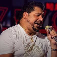 Dan Ventura's Instagram, Twitter & Facebook