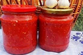 рецепт аджики из помидор и болгарского перца на зиму Adzhika Iz Pomidor Na Zimu Recept Bez Varki Kak Prigotovit Food And Drink Food Cookery