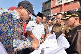 Kahatex dan h&m bekerja sama membentuk program baru yaitu reqruitment disable workers dan bekerja sama pula. Wagub Jabar Tinjau Lokasi Banjir Di Area Pt Kahatex