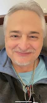 Jeff Paradise's Instagram, Twitter & Facebook