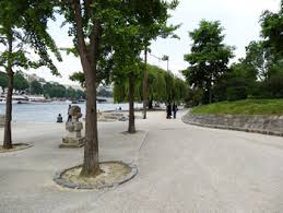 You can find a list of projects that are incomplete at: Tino Rossi Public Garden Un Jour De Plus A Paris