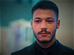 أمِنَ المُباح تَرَوْنَ في حُكمِ الهَوى أنْ لا تَرَى عَيْنُ المُحِبِّ  حَبِيْبَها؟, #تصاميم_فتشوب