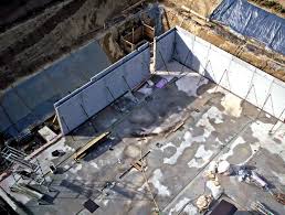 Die braune wanne ist eine konstruktion aus wasserundurchlässigem beton. Betonwerk Fertigteil Technik