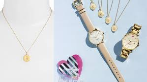Yes, jewelry makes a great gift, but if you're eyeing a ring for your mom, not knowing her finger size could be a potential roadblock. 60 Best Gifts For Mom For 2021 Meaningful Gift Ideas She Ll Love