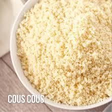 Il cous cous (in francese couscous o cous cous, in arabo kuskusu, in berbero seksu) è un alimento originario i chicchi di semola vengono irrorati d'acqua e lavorati a mano per formarne delle palline. Cous Cous Alle Verdure Ricetta Molino Borgioli Salato