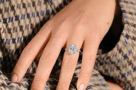 What is a halo engagement ring setting? Should I Choose A Diamond Halo Engagement Ring Queensmith Master Jewellers