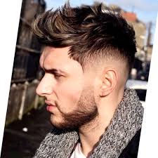 Coup d'oeil sur notre sélection de 10 coupes de cheveux courtes pour hommes. Coupe De Cheveux Homme Long Archives Coupe De Cheveux