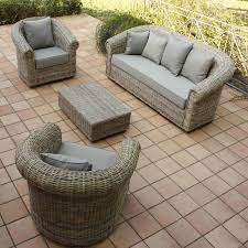 Salotto Giardino Grigio Con Divano 2 Poltrone E Tavolino In Fibra Naturale Di Rattan Arredamento Giardino Ikea Divano Giardino Giardini Grigi