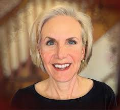 Beth Murray's Instagram, Twitter & Facebook