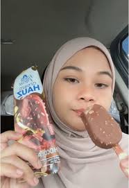 Sajerr nak cakap eskem hauz farm fresh ni memang sedappppp dari  magnum🤤🤤🤤🤤🤤🤤 #fy#fyp#fy#farmfresh#ais