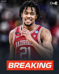 The Hawg - Arkansas guard DJ Wagner plans to enter the NCAA transfer portal  per Joe Tipton | Facebook