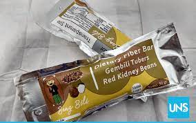 Produk pangan lokal yang dihasilkan menarik minat konsumen. Snack Bar Umbi Gembili Mahasiswa Uns Berjaya Di Kompetisi Produk Pangan Tingkat Asean