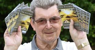 Norton man diagnosed with cancer writes song to raise funds for the Roy  Castle Lung Cancer Foundation