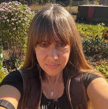 What causes nausea and sneezing in multiple sclerosis patients?