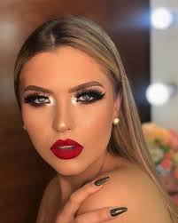 Anny Araújo (annyrsaraujo)