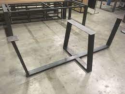 stalen tafel onderstel eettafel ontwerp tafelpoten eetkamertafel