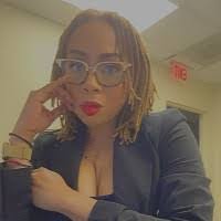 Teela Smith's Instagram, Twitter & Facebook