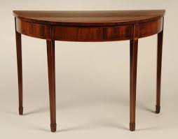 Antique Accent Table Styles And Types In 2020 Accent Table Styling Antique Table Table Style