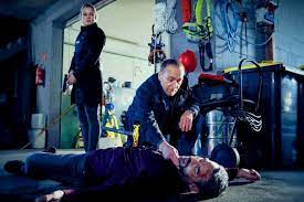 In times of national emergency, a team comprised of britain's leading experts, crisis contingency planners and most senior politicians assemble under the name cobra to form the committee entrusted to protect the people of great britain. Alarm Fur Cobra 11 Die Autobahnpolizei Abgrunde Tv Episode 2020 Imdb