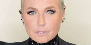 Outlet de multimarcas rua bento goncalves 1477 vendas e duvidas através: Xuxa Tem Anuncio Bombastico Apos Volta A Globo Sera Triunfal