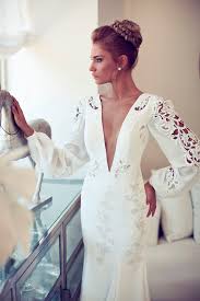 Wunderschön ist das foto und auf der bridal fashion week 2017 in new york schickte der israelische designer alon livné white. Brautkleider Ideen Fur Eine Mediterrane Hochzeit Fab Events Lab Hochzeitsplaner Auf Mallorca