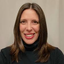 Amanda Helfer's Instagram, Twitter & Facebook