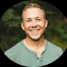 Ryan Moreau's Instagram, Twitter & Facebook