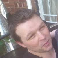 Robert Dennington's Instagram, Twitter & Facebook