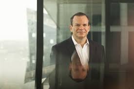 BTG Surpreende! Lucro Explode +41,4% e Ações BPAC11 Disparam?