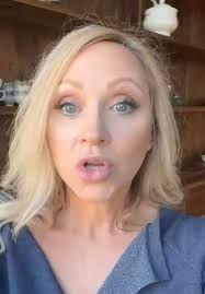 Lindsey Epstein Making Horse