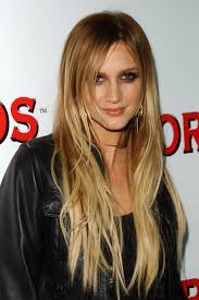 Lindsay lohan long brown hair in layered shag hairstyle: Ashlee Simpson S Hairstyles Hair Colors Steal Her Style