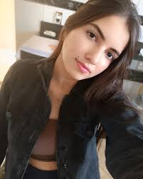 Krizia Thais🦋 (@kriziathais) • Instagram photos and videos