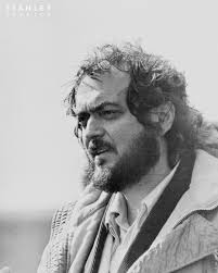 A look at the behind the scenes process of “faking” Dr. Bill Harford  walking through New York 🎬 #EyesWideShut