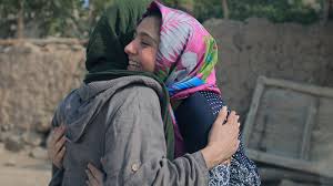 Greenland, il film apocalittico di ric roman waugh con gerard butler e morena baccarin (deadpool, homeland), avrà un sequel Viaggio A Kandahar News Mymovies It